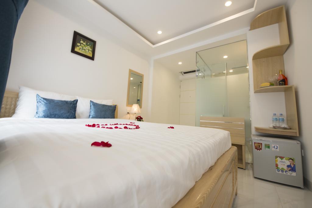 Ha Noi Holiday Center Hotel Hanoi Exterior photo