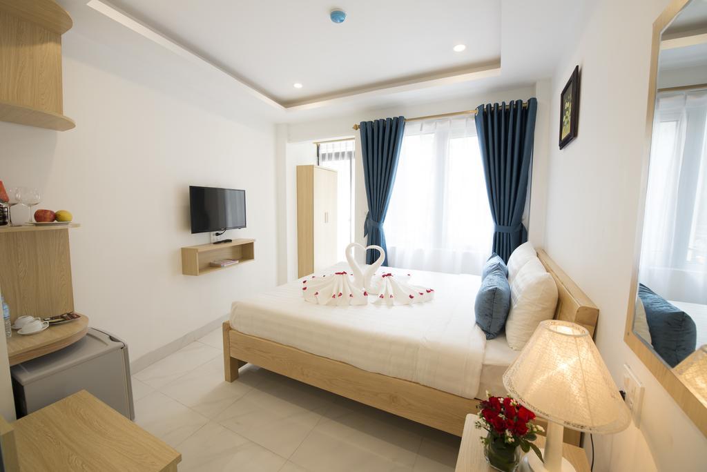 Ha Noi Holiday Center Hotel Hanoi Exterior photo